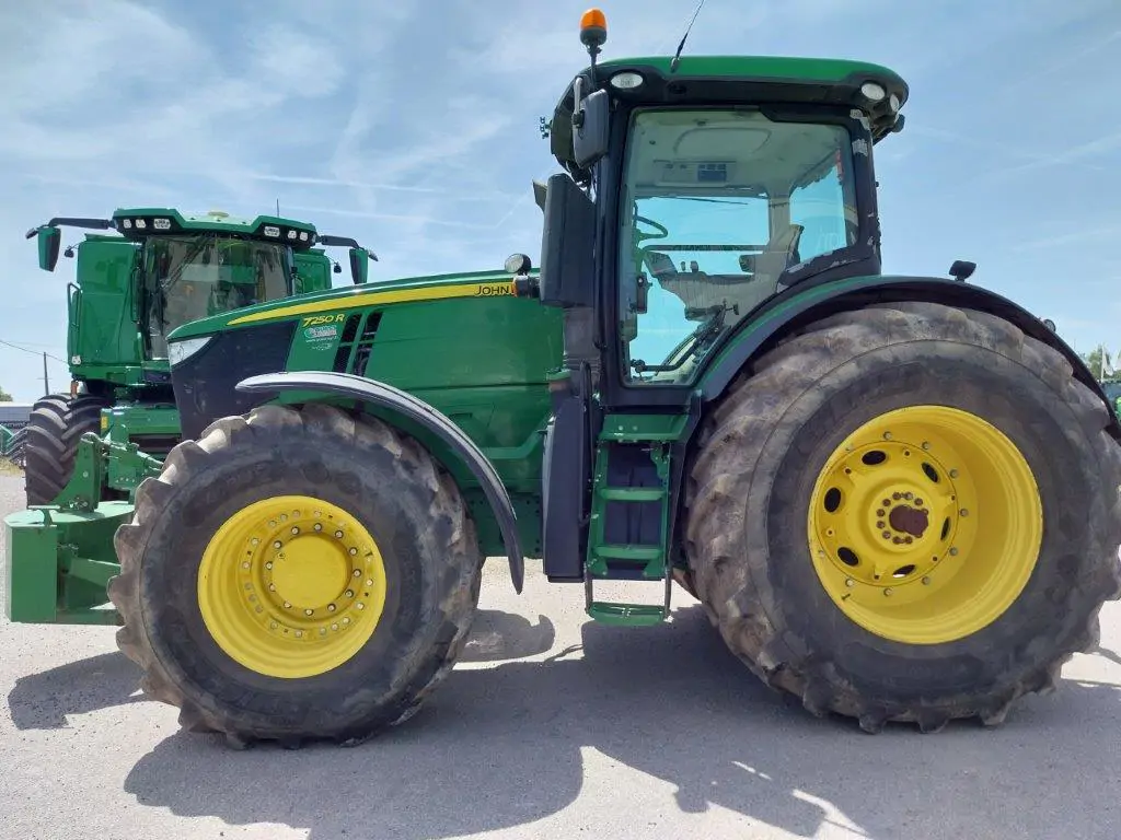 Image JOHN DEERE 7250R