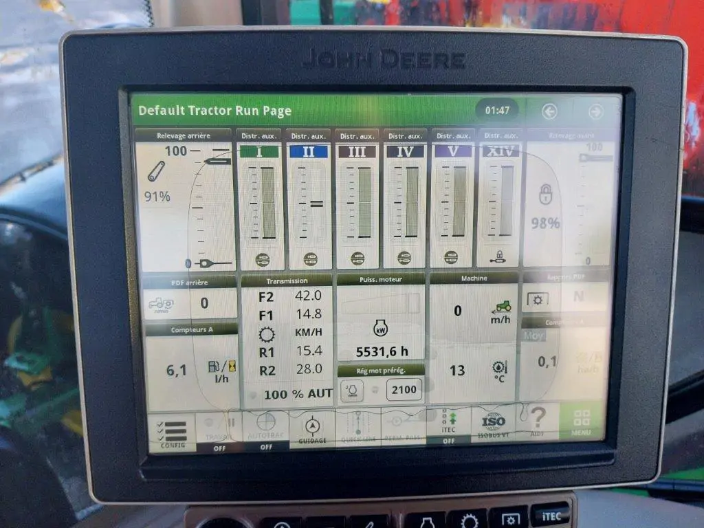 Image JOHN DEERE 6215R