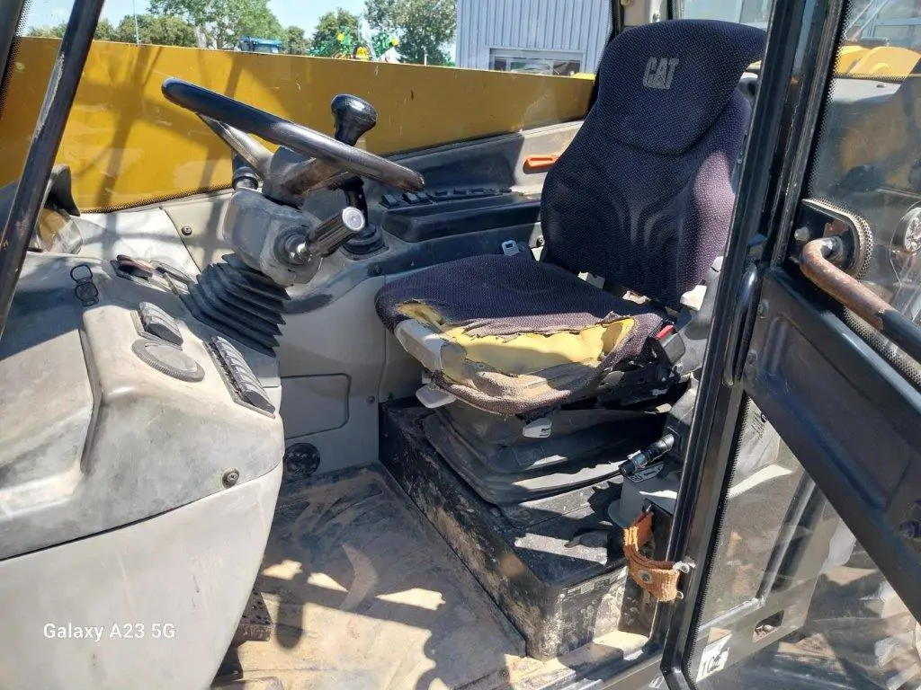 Image CATERPILLAR TH 407 AGRI