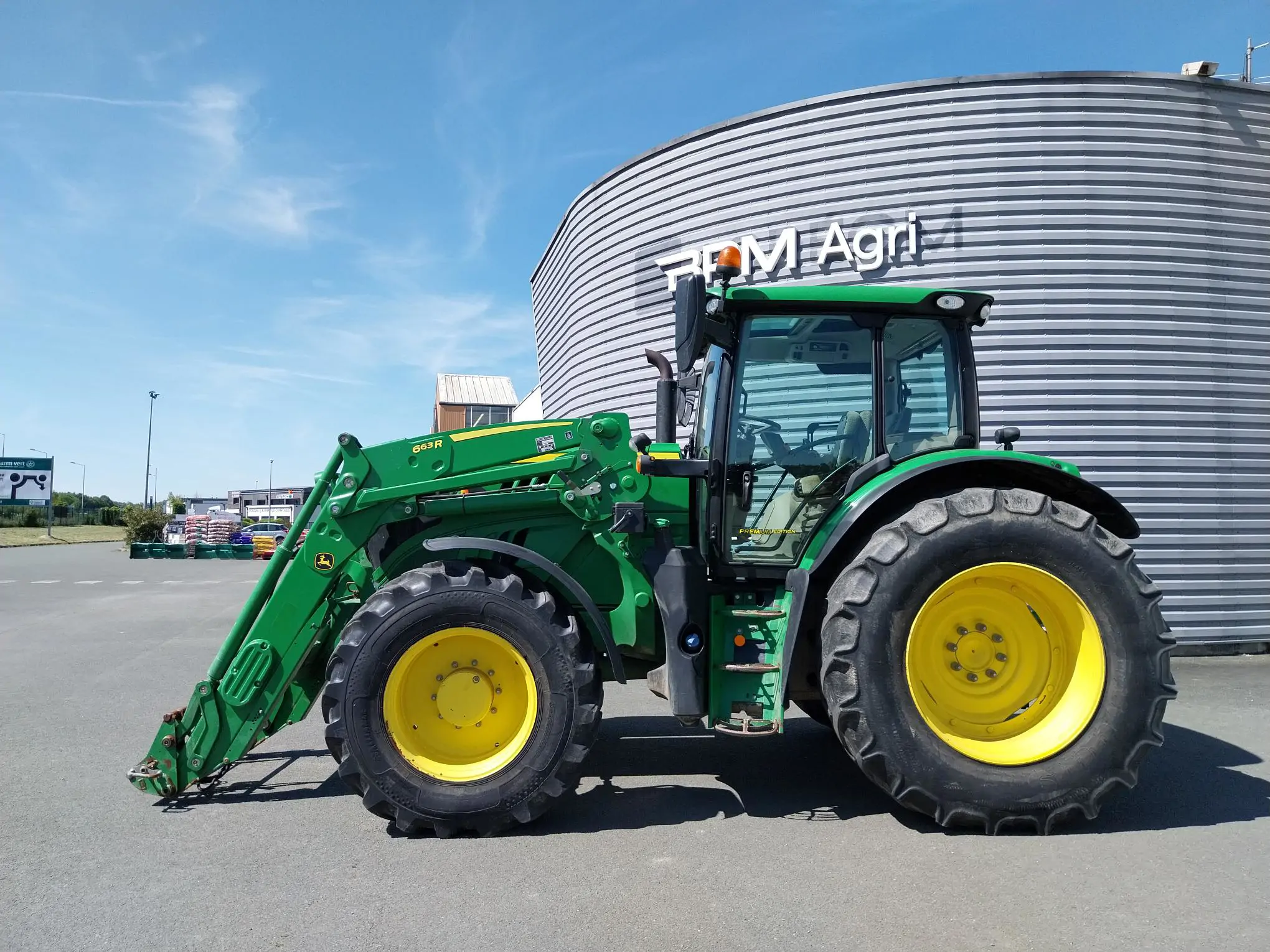 Image JOHN DEERE TR JD 6135R AP