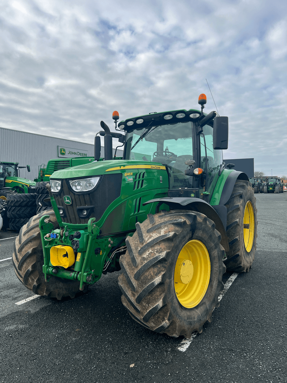 Image JOHN DEERE 6145R