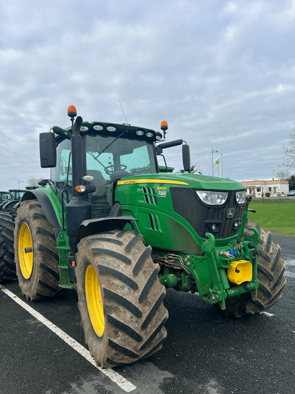 Image JOHN DEERE 6145R