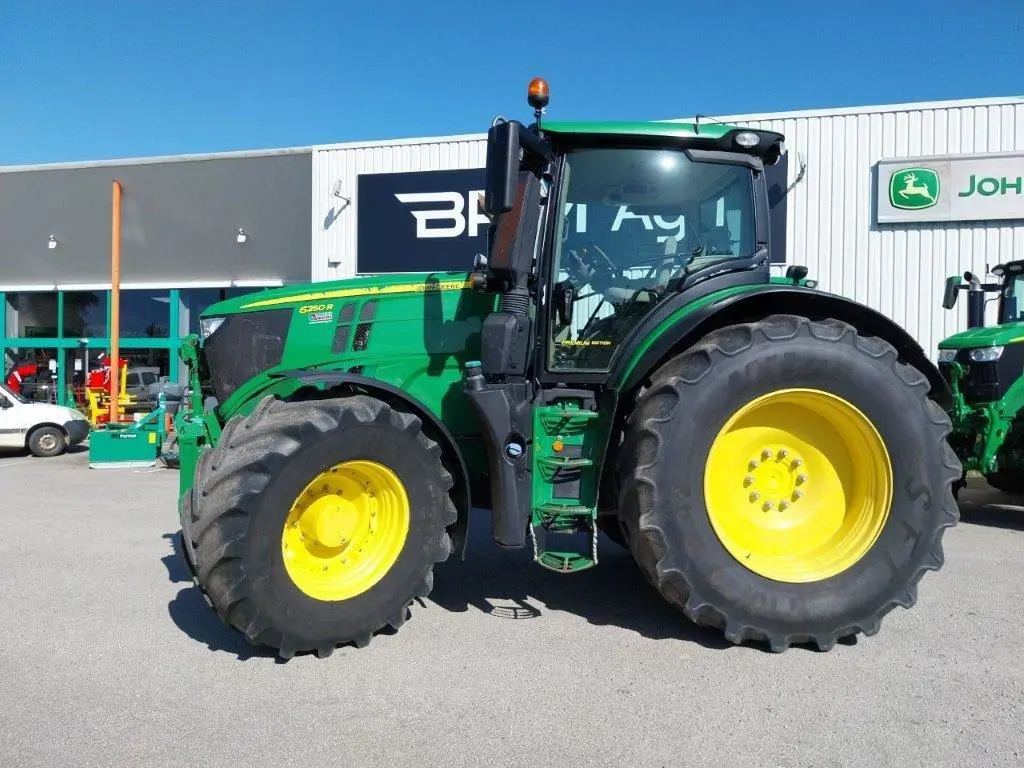 Image JOHN DEERE 6250R