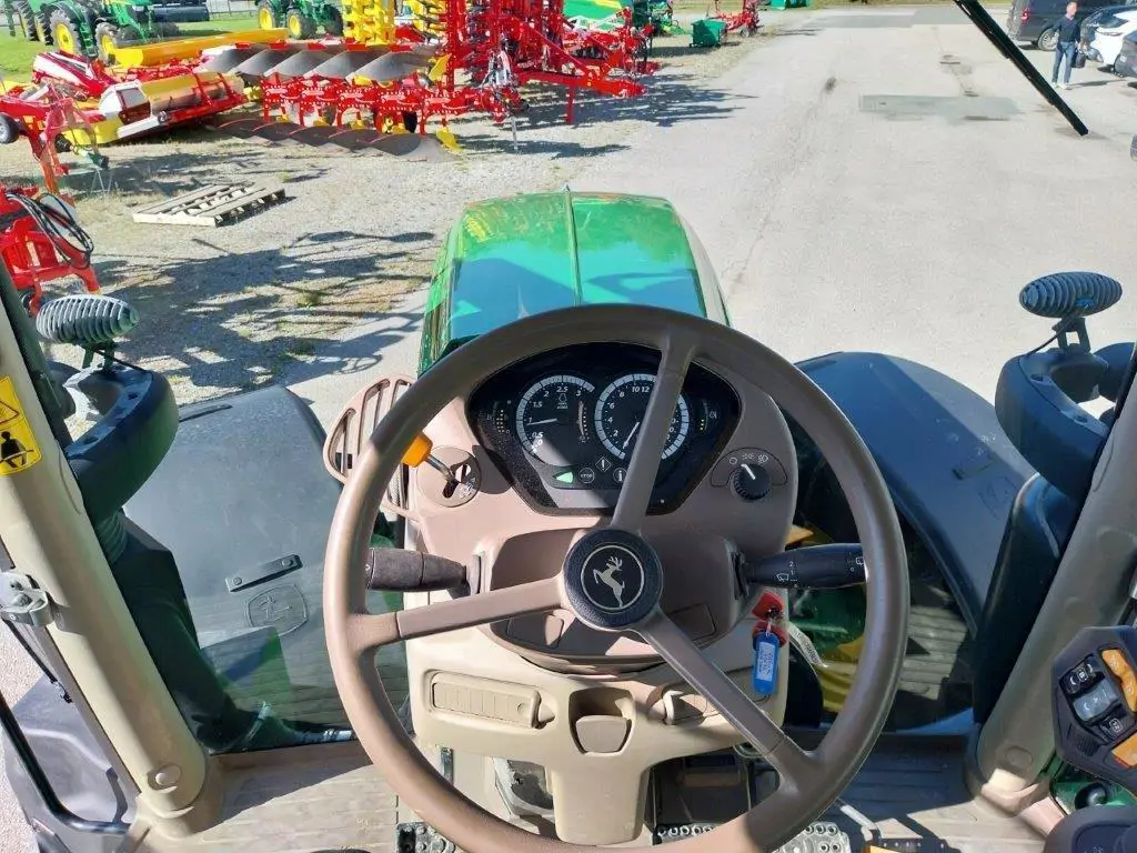 Image JOHN DEERE 6250R