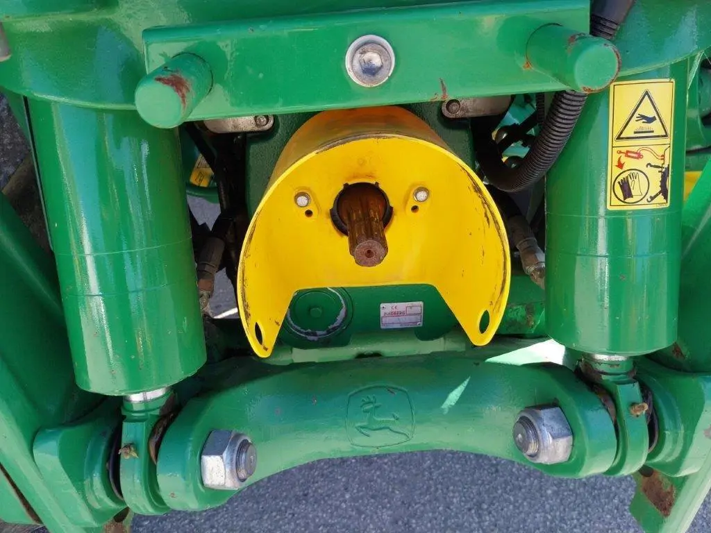 Image JOHN DEERE 6250R