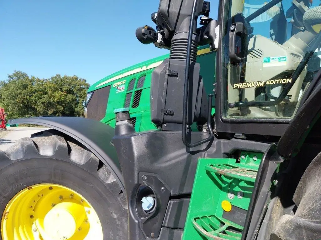 Image JOHN DEERE 6250R