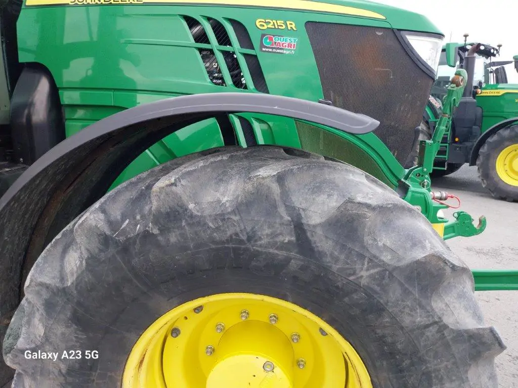 Image JOHN DEERE 6215R