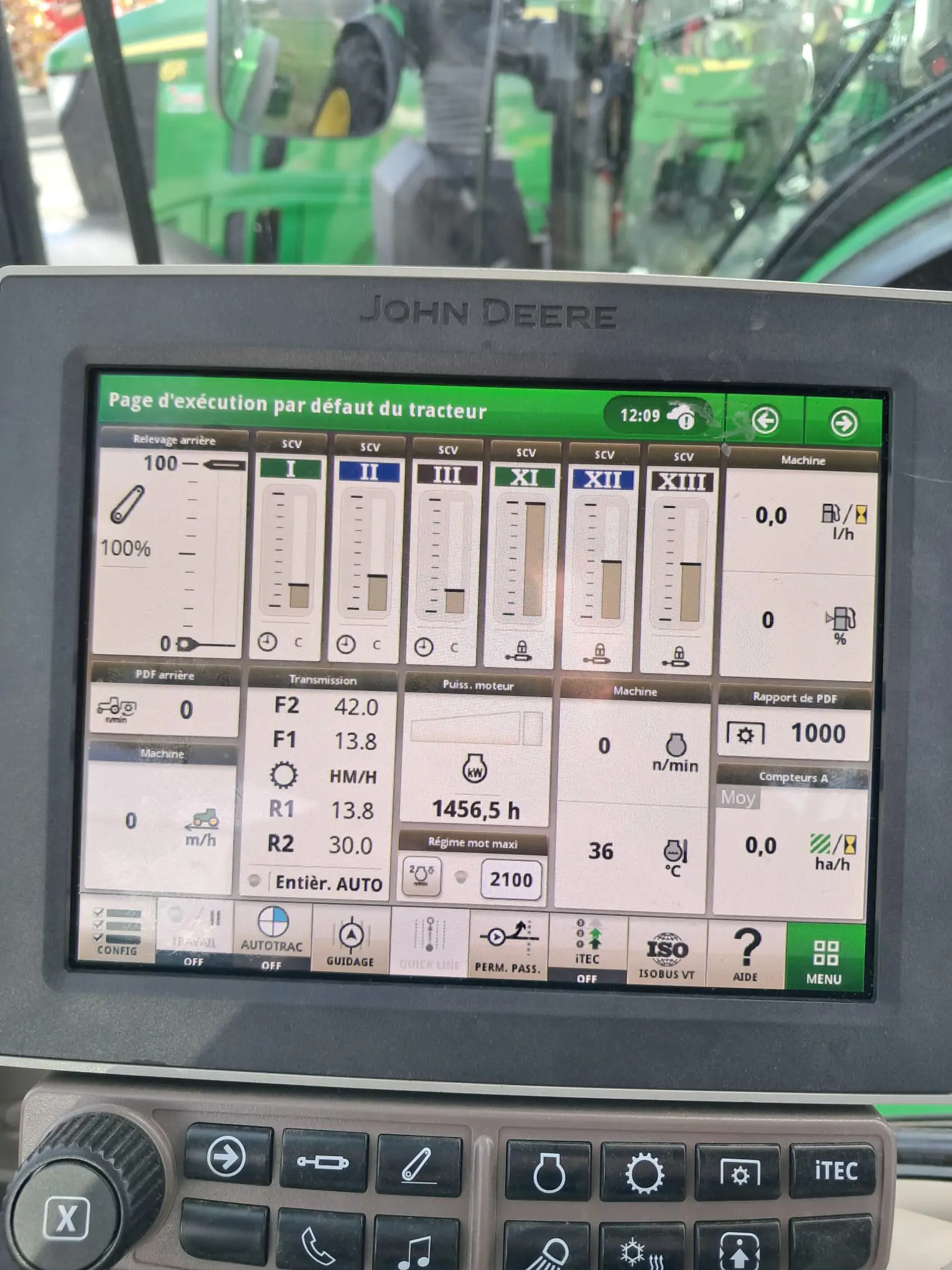 Image JOHN DEERE 6110R