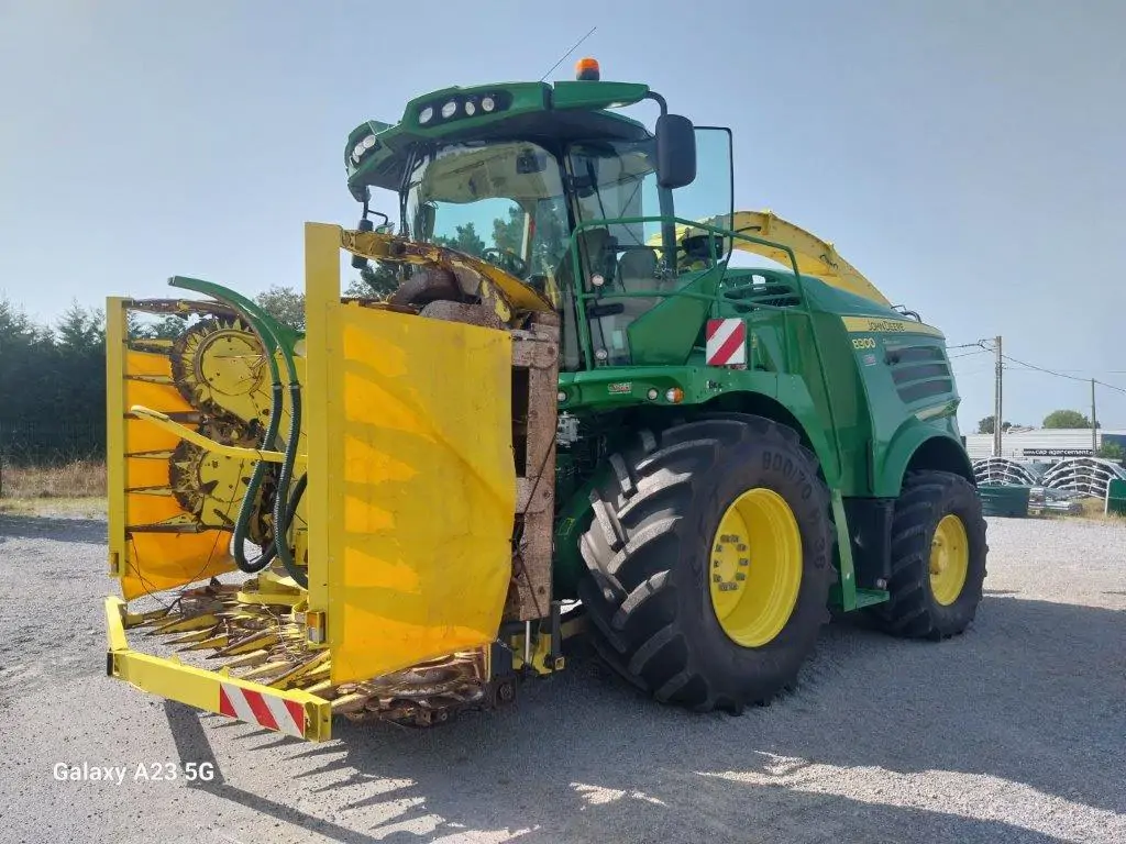 Image JOHN DEERE 8300