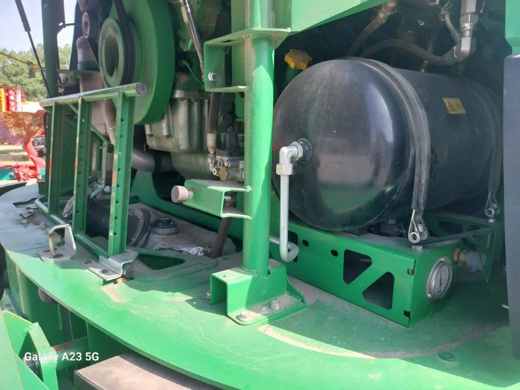 Image JOHN DEERE 8300