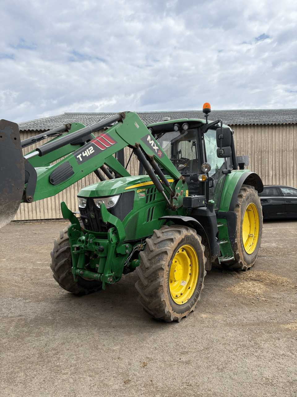 Image JOHN DEERE 6130M