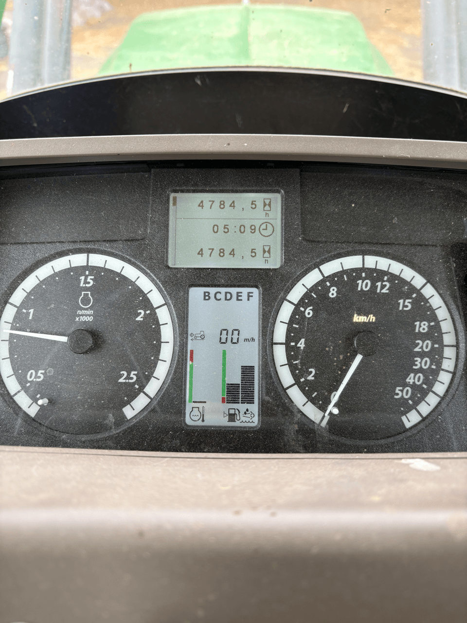 Image JOHN DEERE 6130M