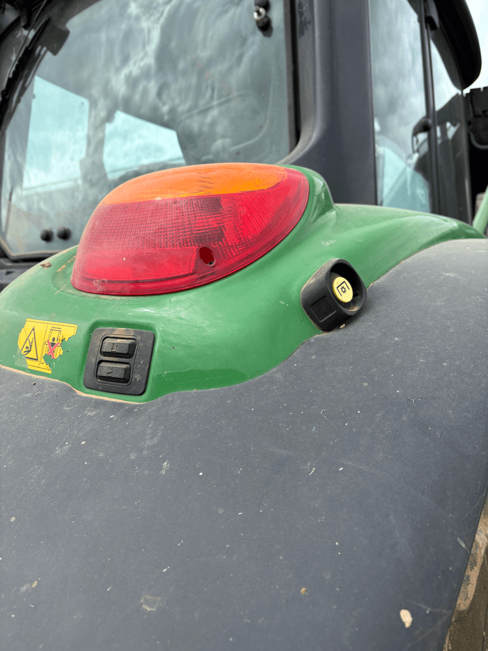 Image JOHN DEERE 6130M