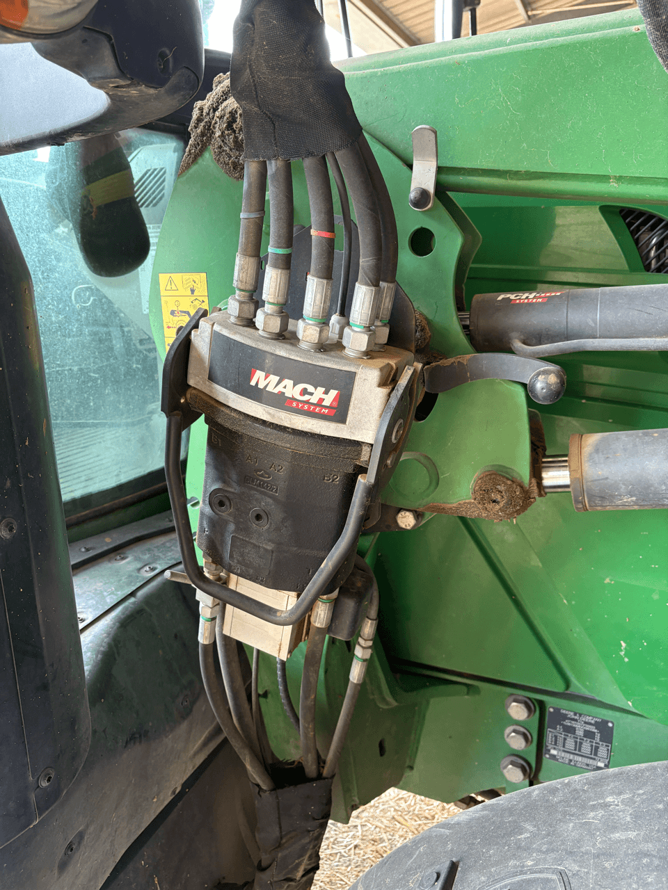 Image JOHN DEERE 6130M