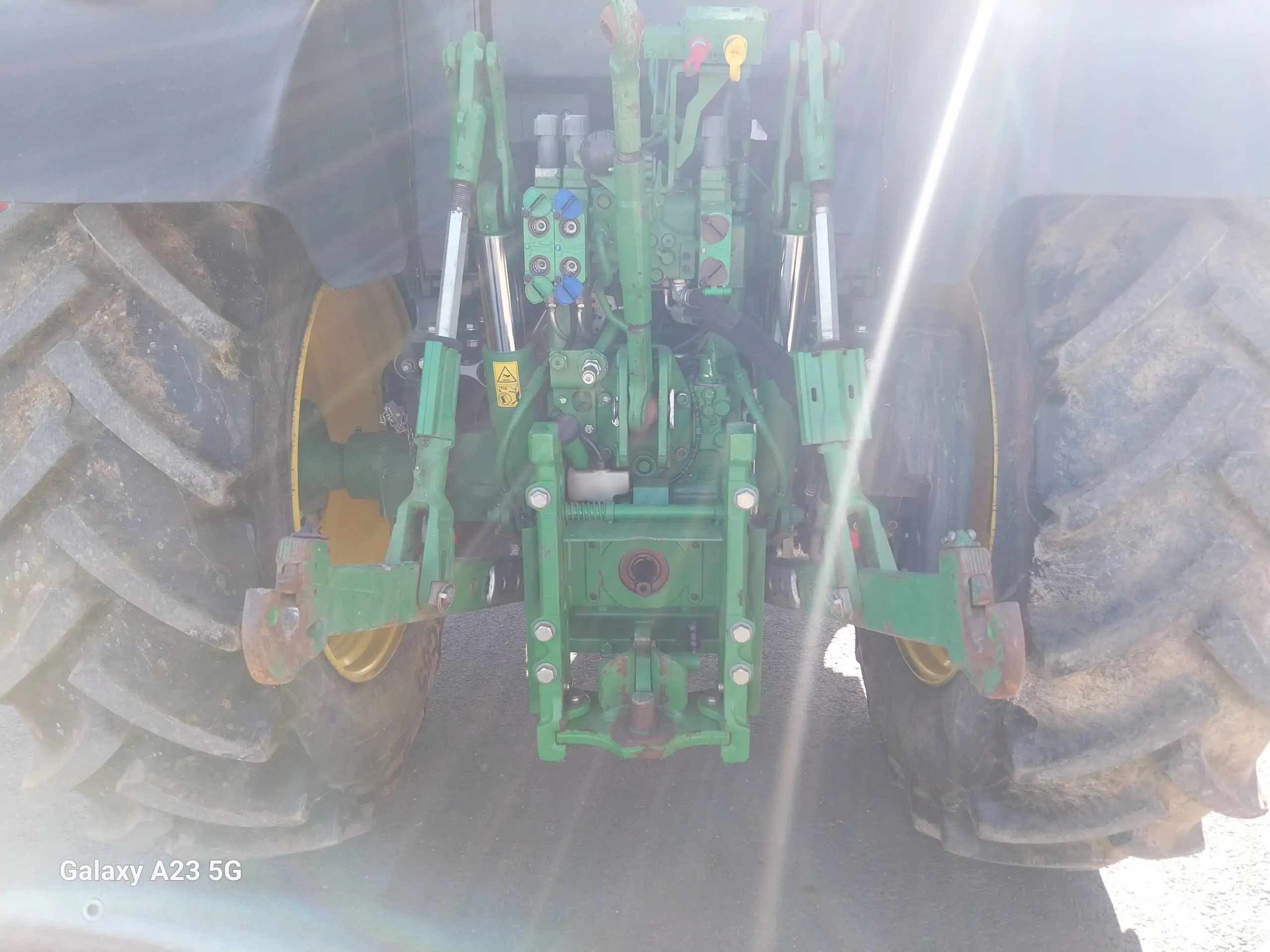 Image JOHN DEERE 6110M