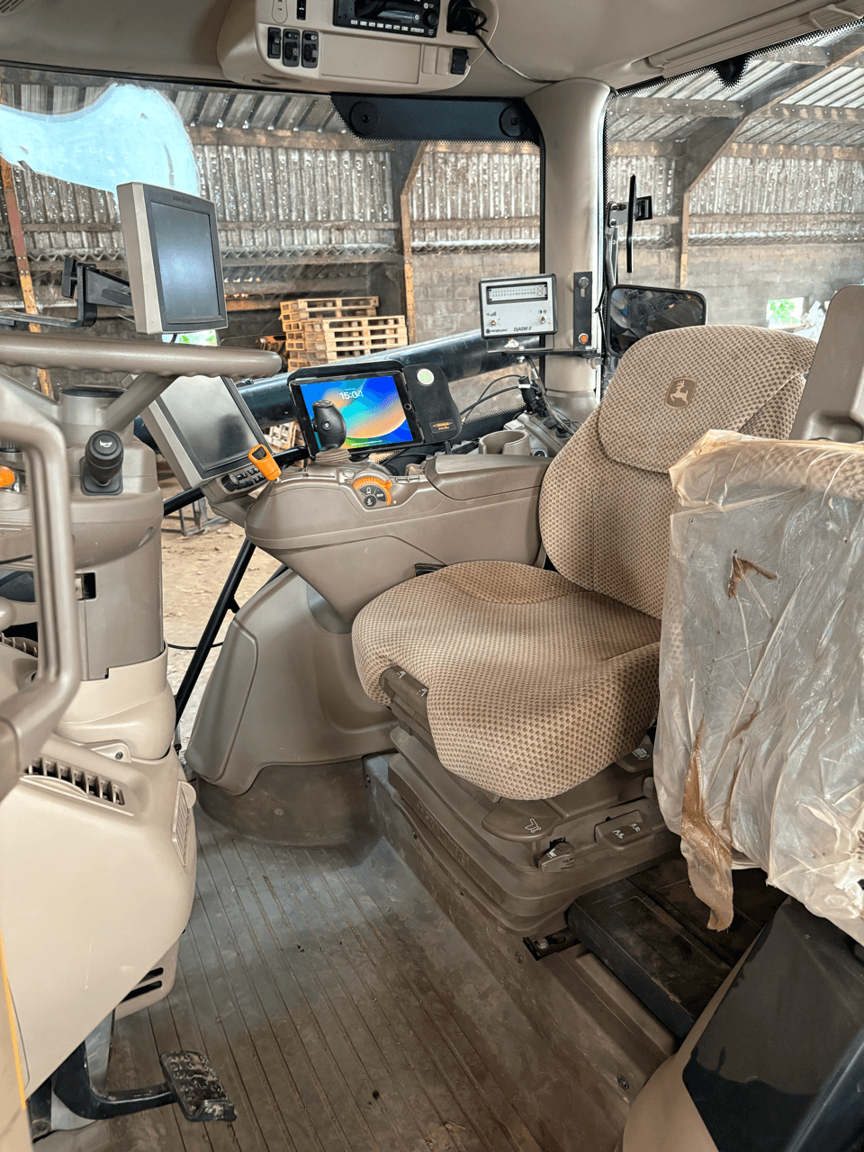 Image JOHN DEERE 6195R