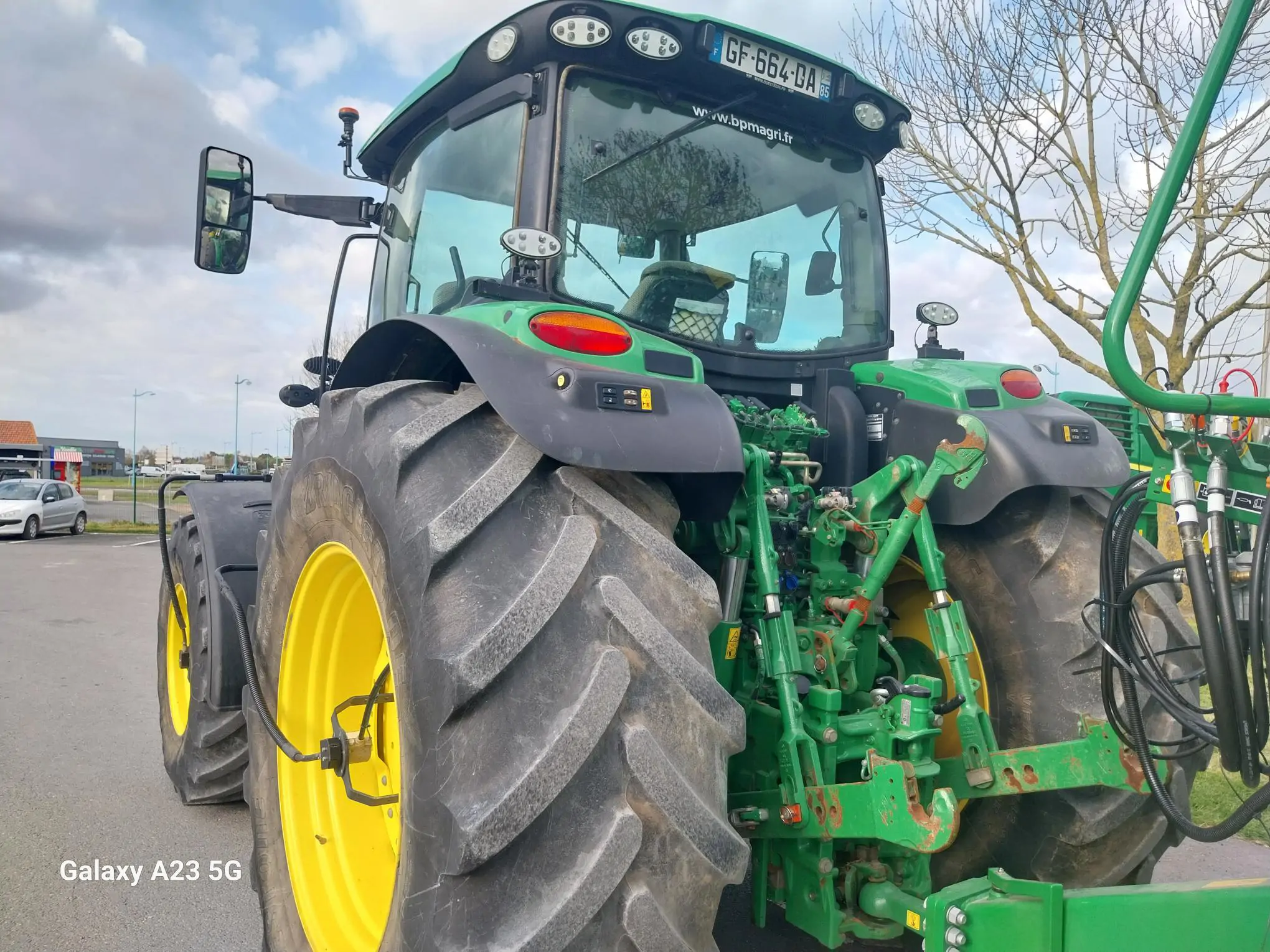 Image JOHN DEERE 6195R