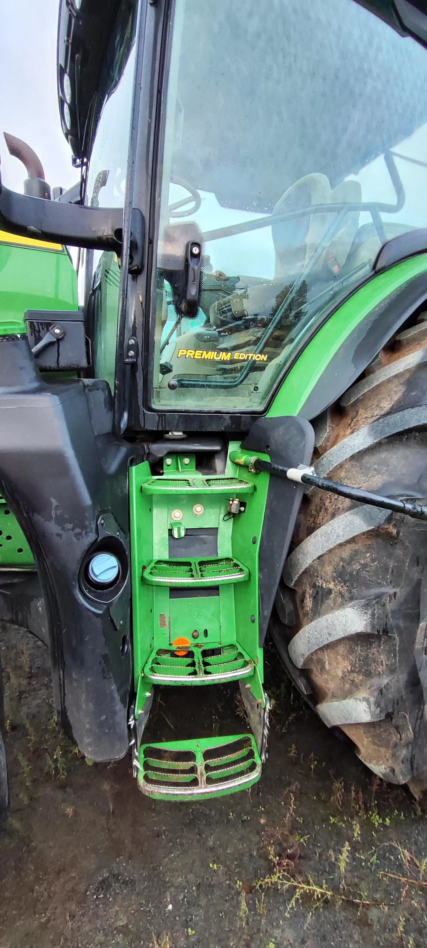 Image JOHN DEERE 6195R