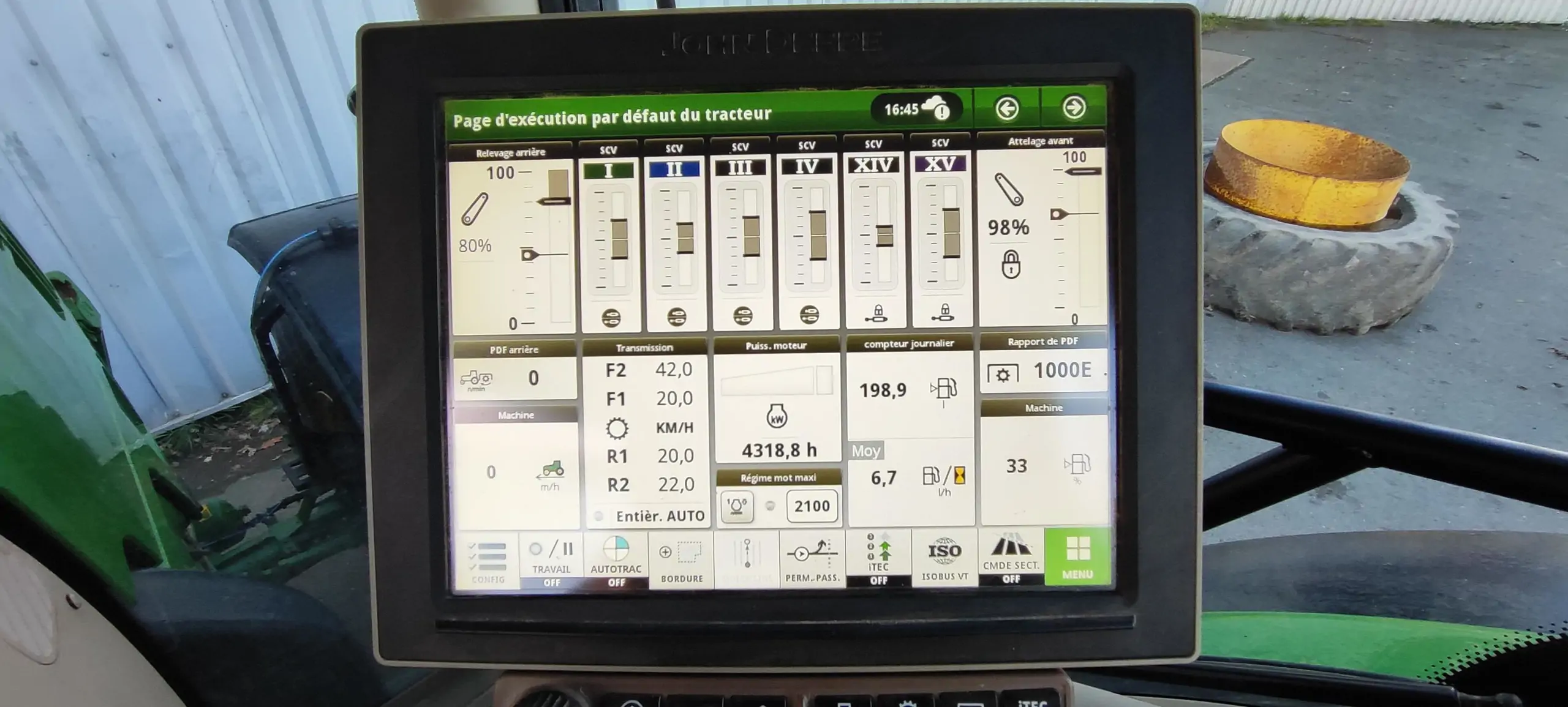 Image JOHN DEERE 6195R