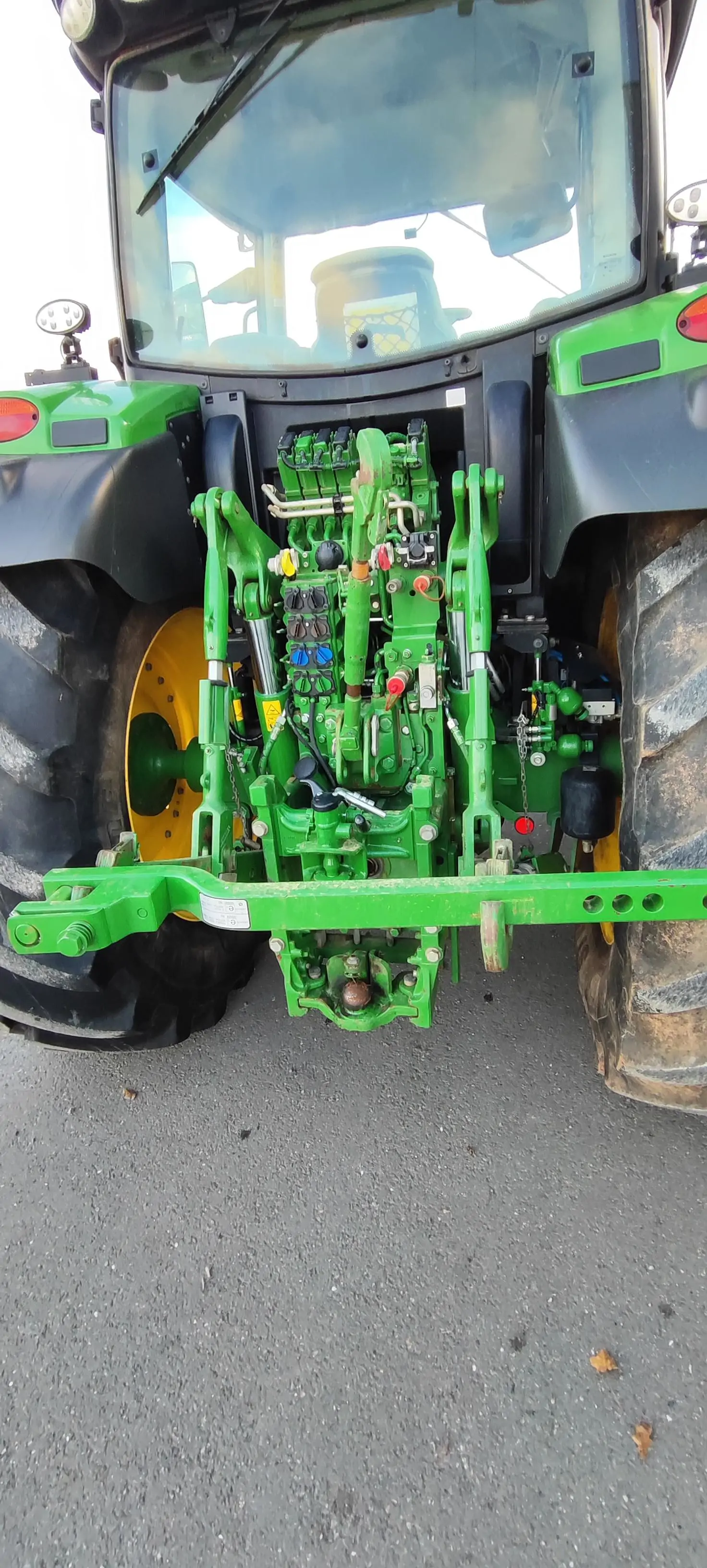 Image JOHN DEERE 6195R