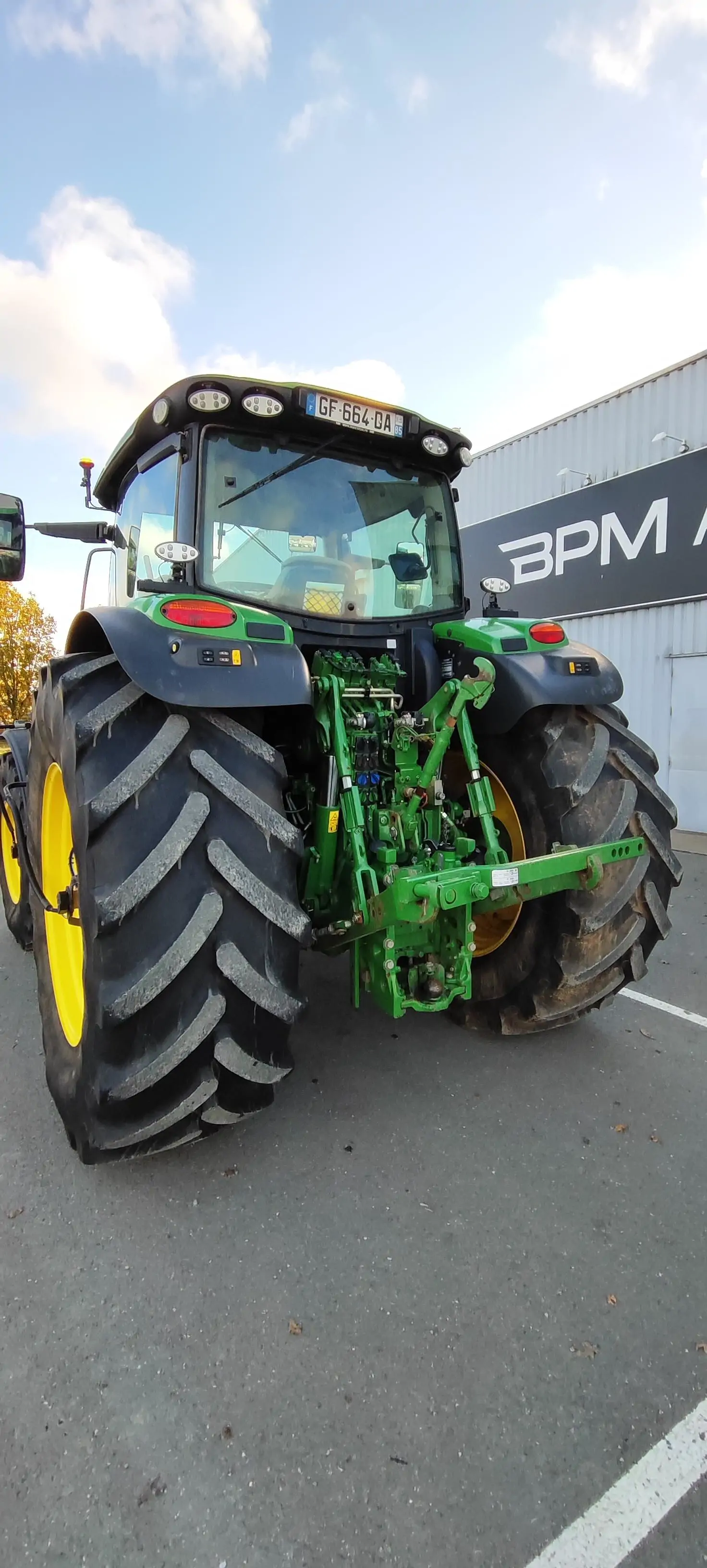 Image JOHN DEERE 6195R