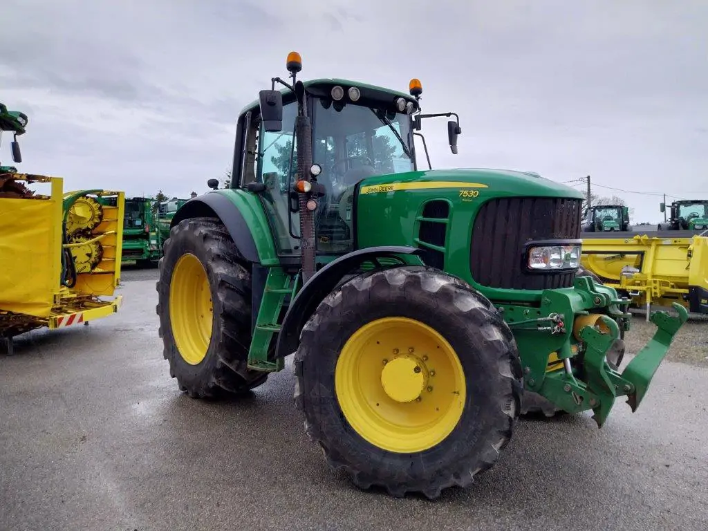 Image JOHN DEERE 7530 PREMIUM