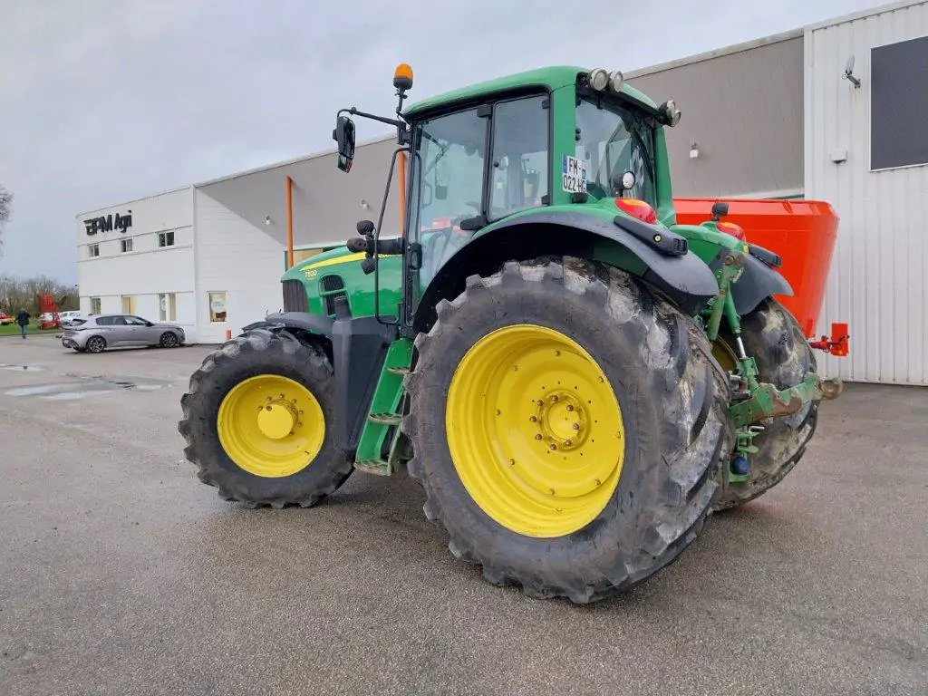 Image JOHN DEERE 7530 PREMIUM