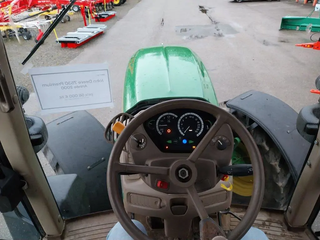 Image JOHN DEERE 7530 PREMIUM