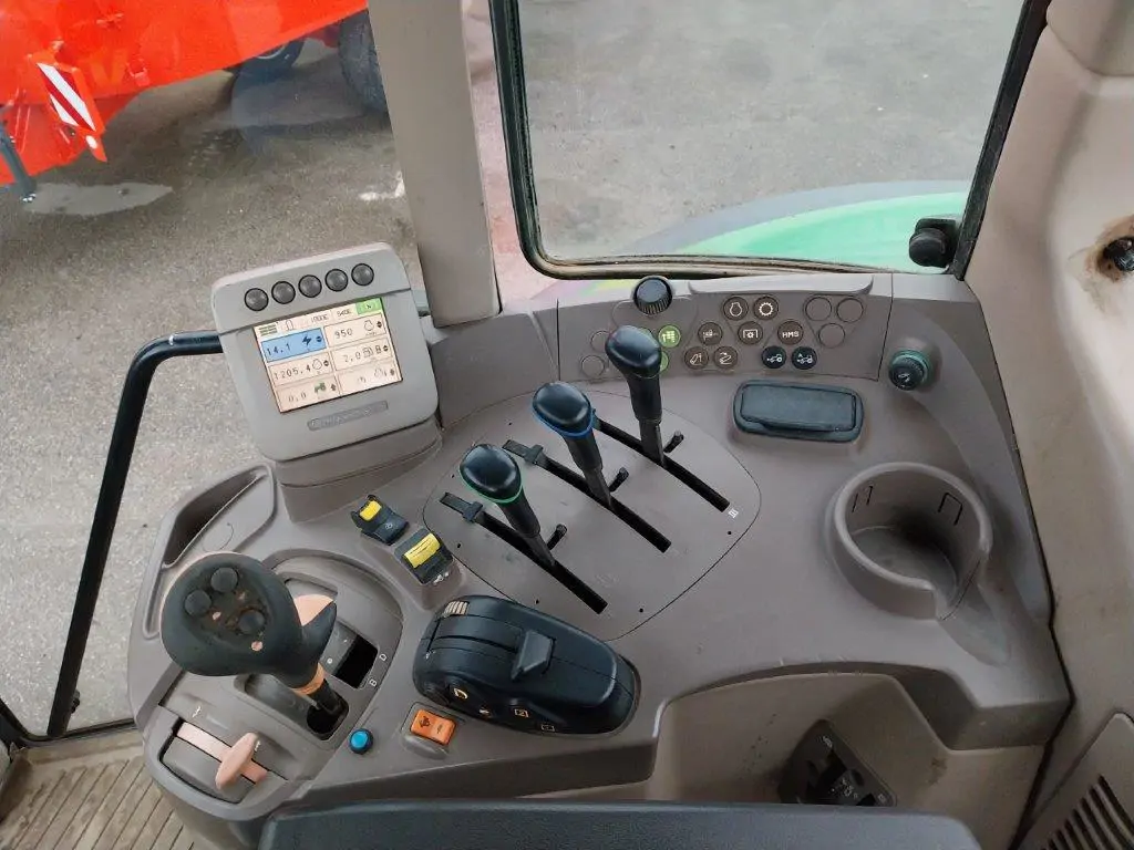 Image JOHN DEERE 7530 PREMIUM