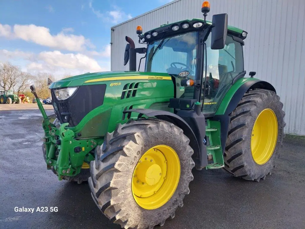 Photo JOHN DEERE 6155R