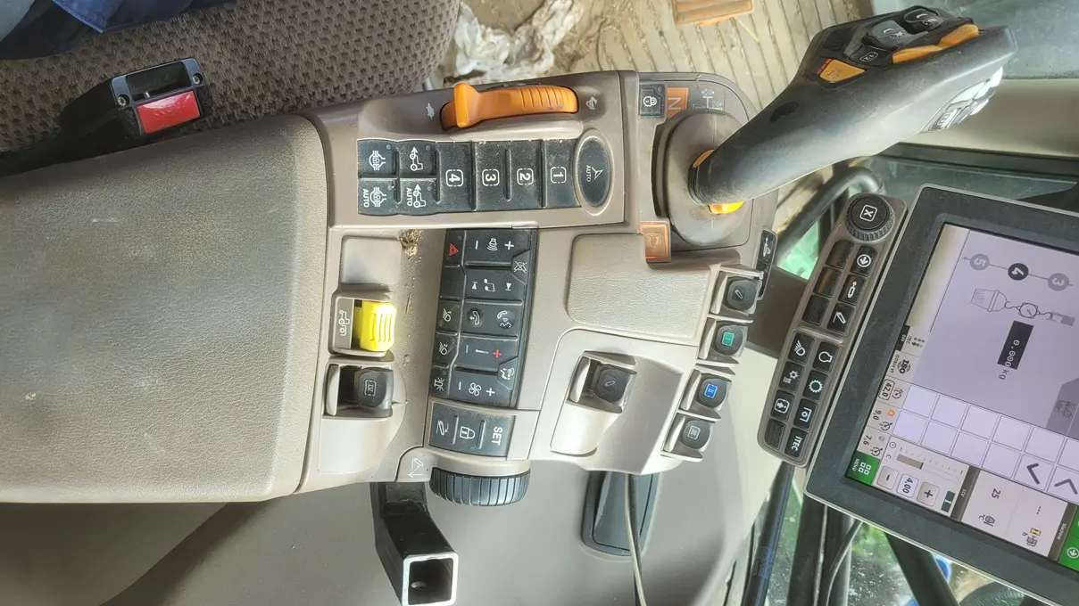 Image JOHN DEERE 6155R