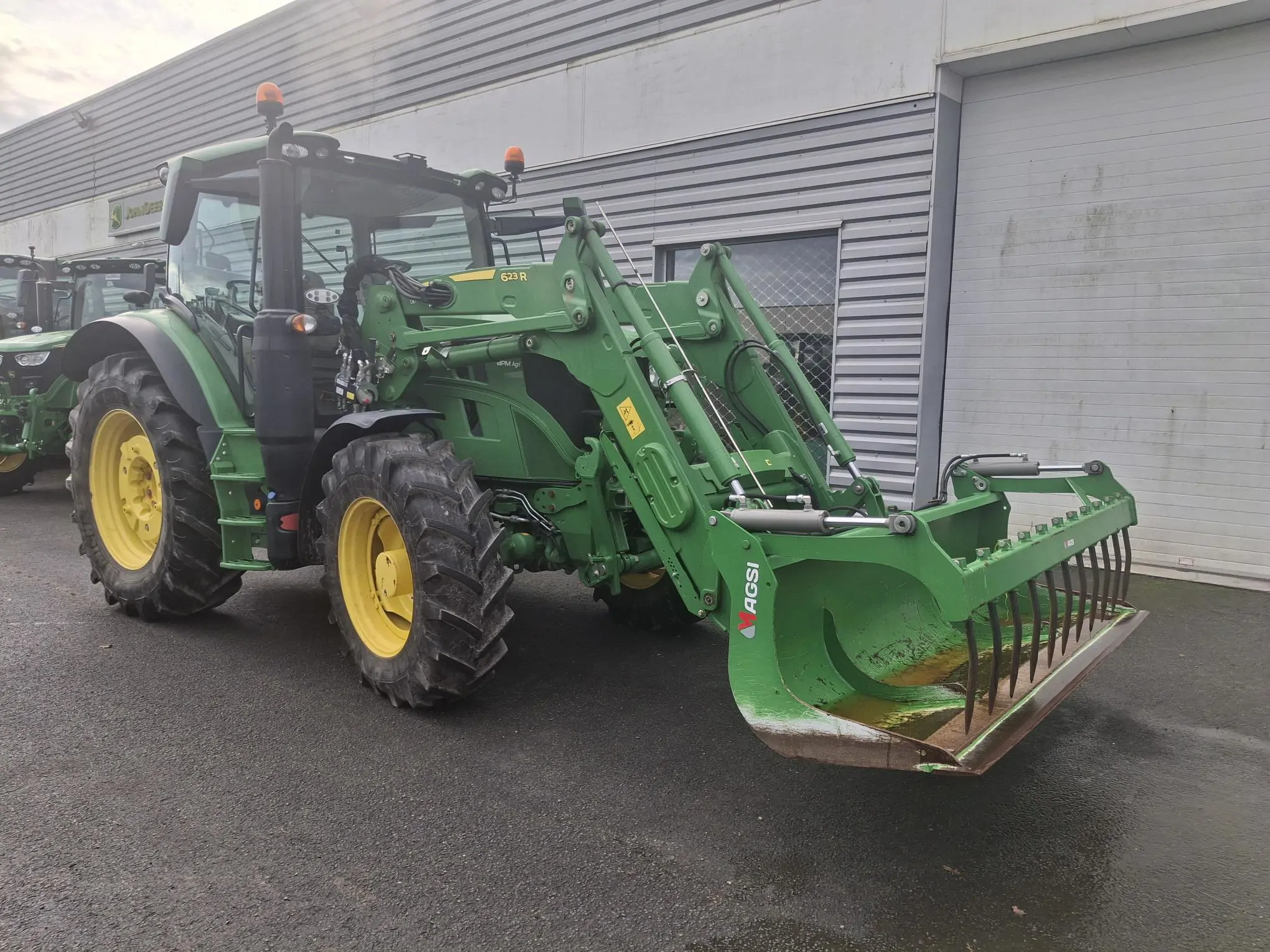 Photo JOHN DEERE 6R110 PG+/CE-I 2ANS 1500H-AT