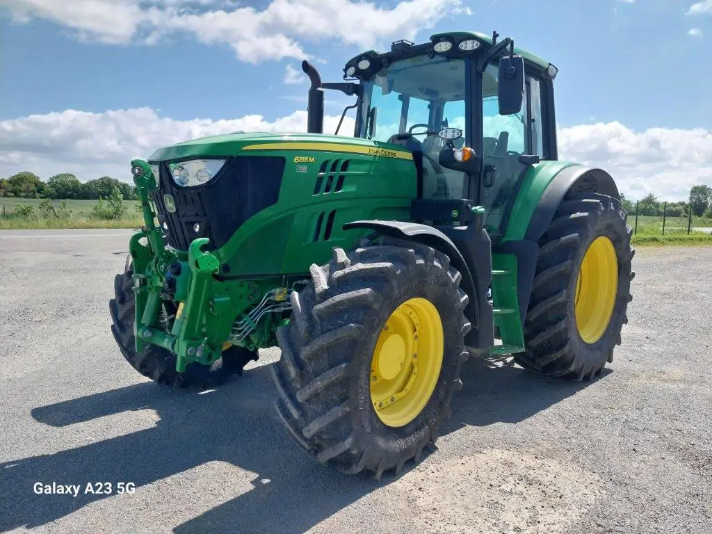 Photo JOHN DEERE 6155M