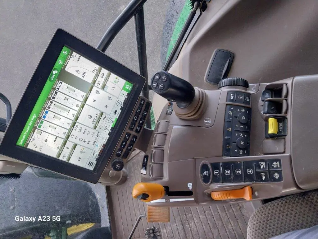 Image JOHN DEERE 6155R