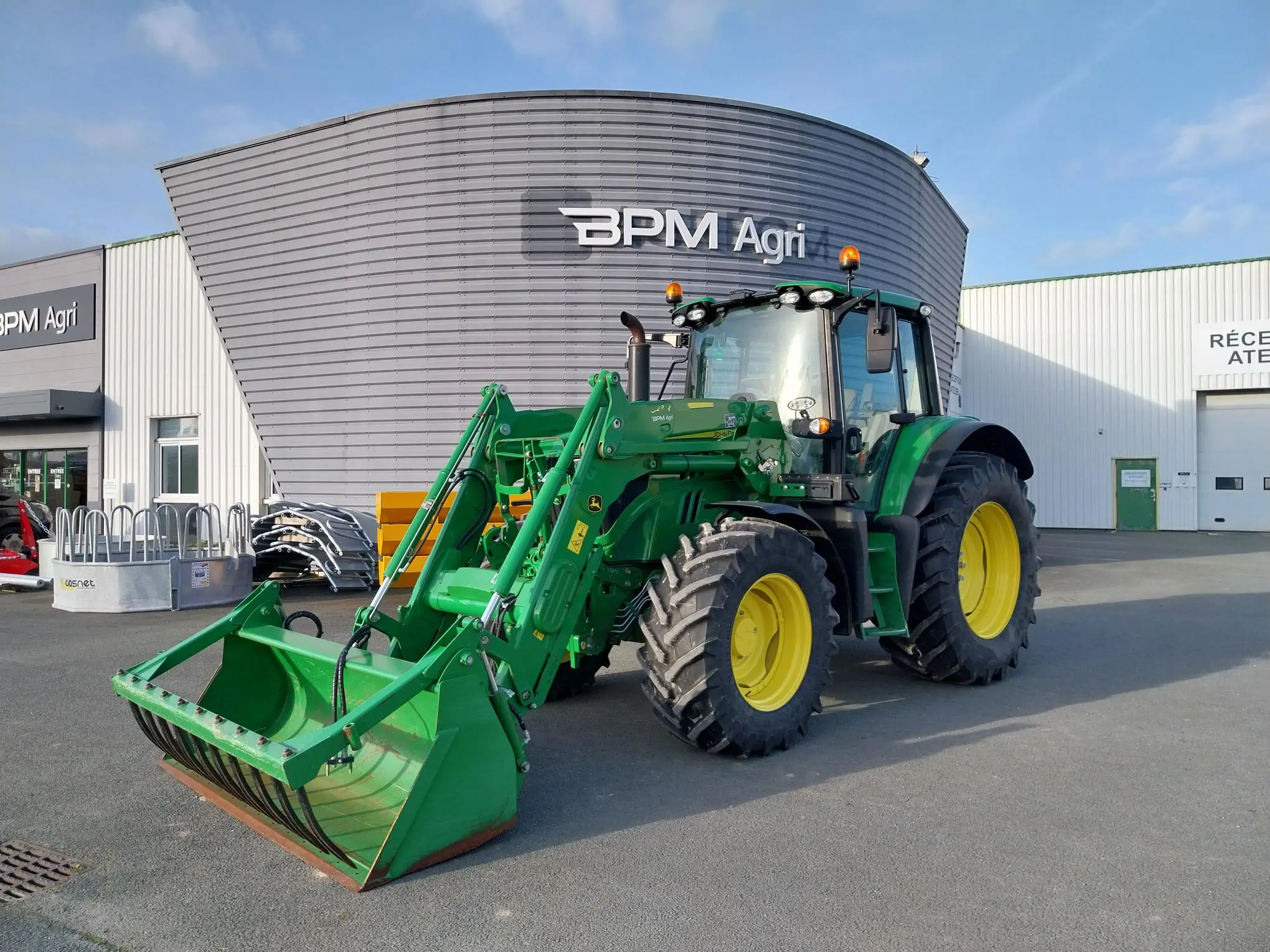 Photo JOHN DEERE 6140M PG+/CE-I 2ANS 1499H-AT