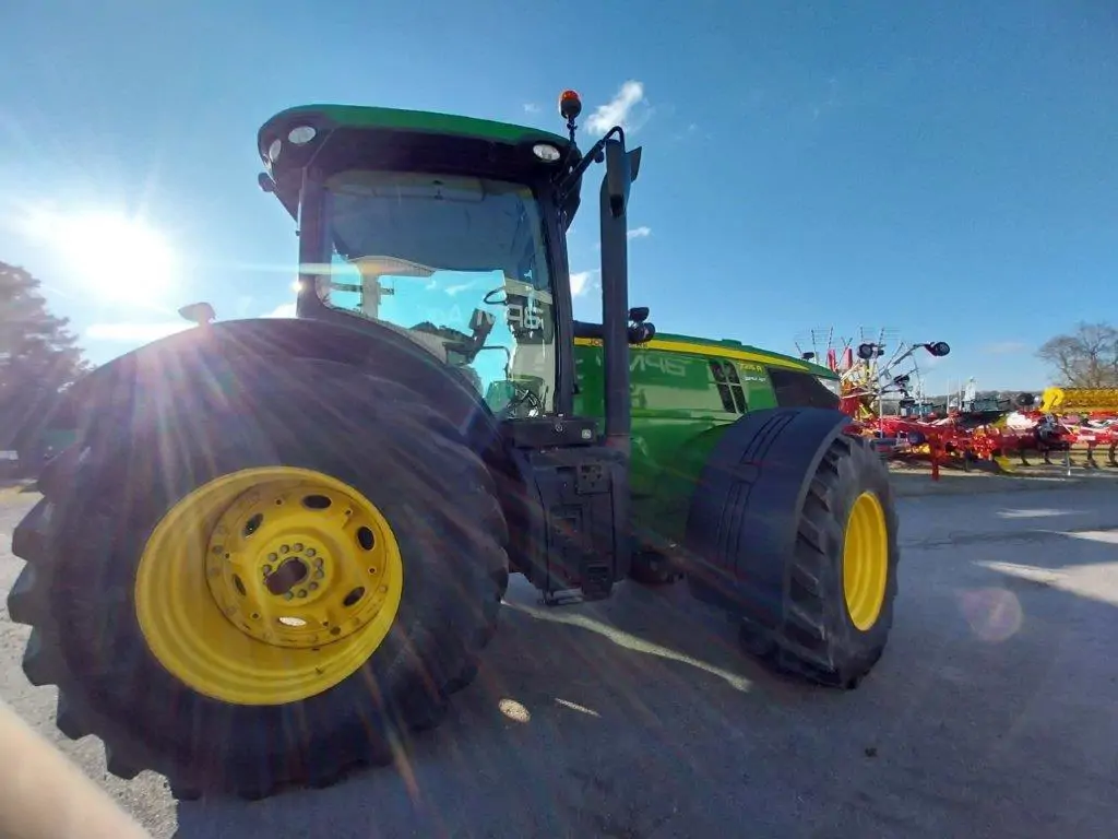 Image JOHN DEERE 7215R 7610RW