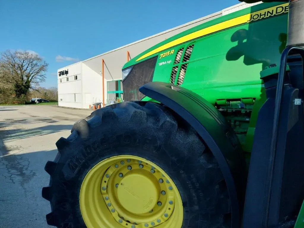 Image JOHN DEERE 7215R 7610RW