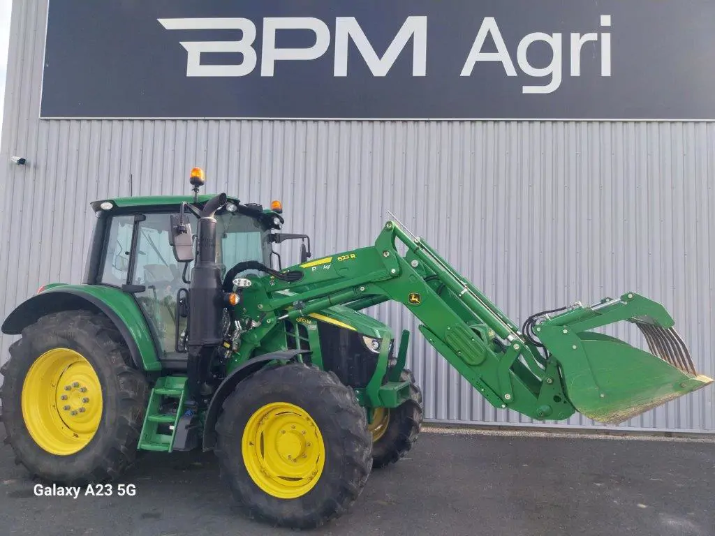 Photo JOHN DEERE 6110M LOC PG+ 3A 2250H