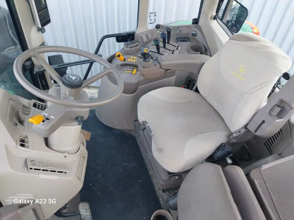 Image JOHN DEERE 6110M LOC PG+ 3A 2250H