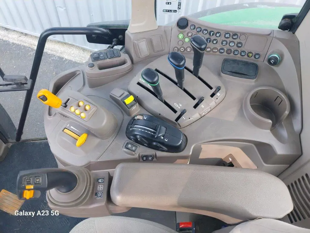 Image JOHN DEERE 6110M LOC PG+ 3A 2250H