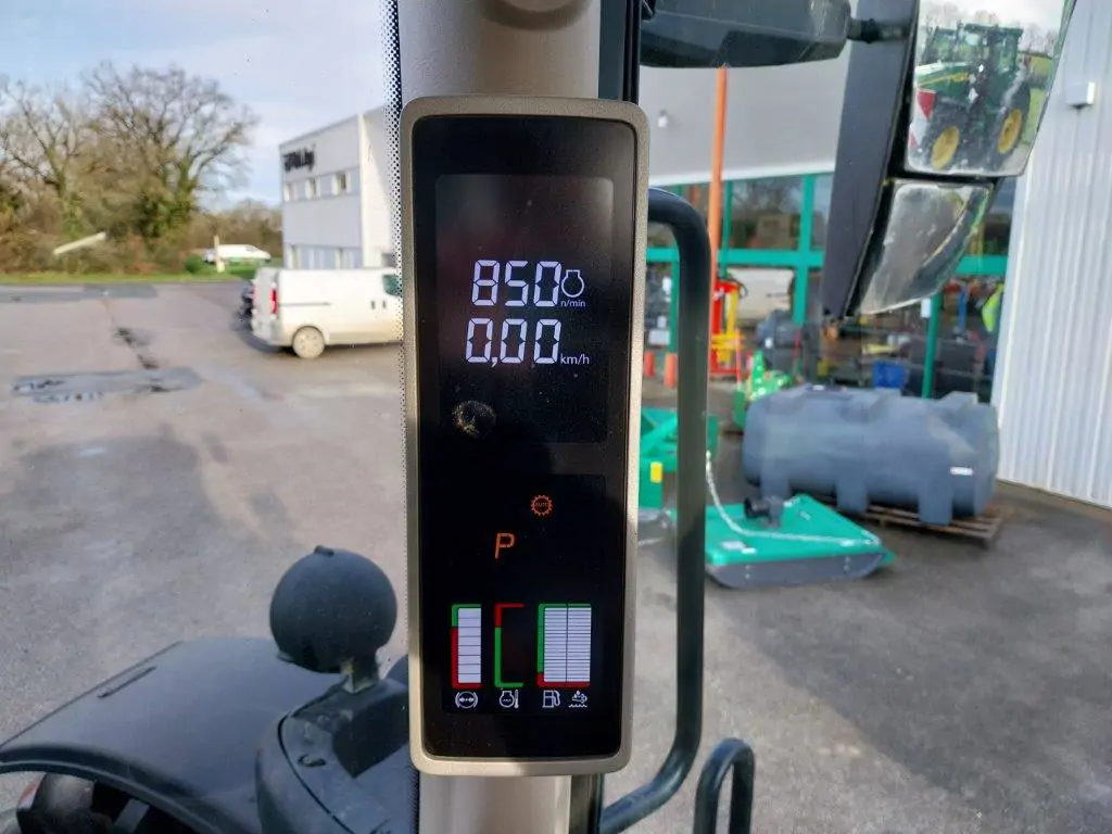 Image JOHN DEERE 6R215 LOC PG+ 3A 2250H