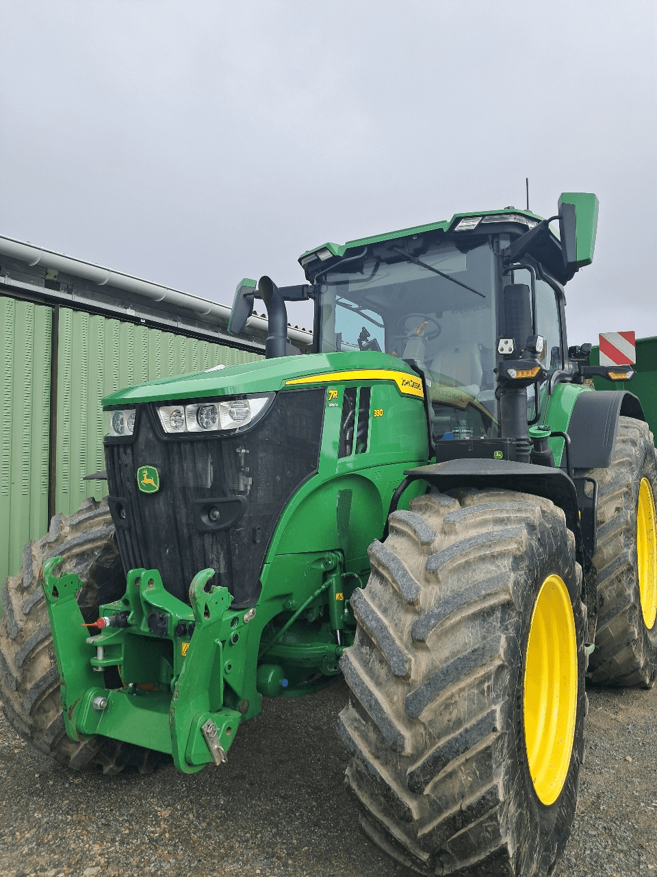 Photo JOHN DEERE 7R330 PG+/PTF 6A 5999H-AT