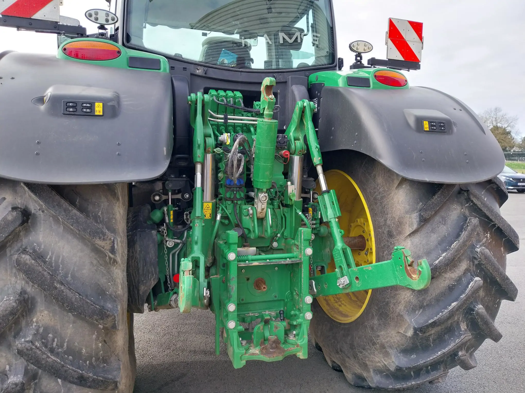Image JOHN DEERE 6R195
