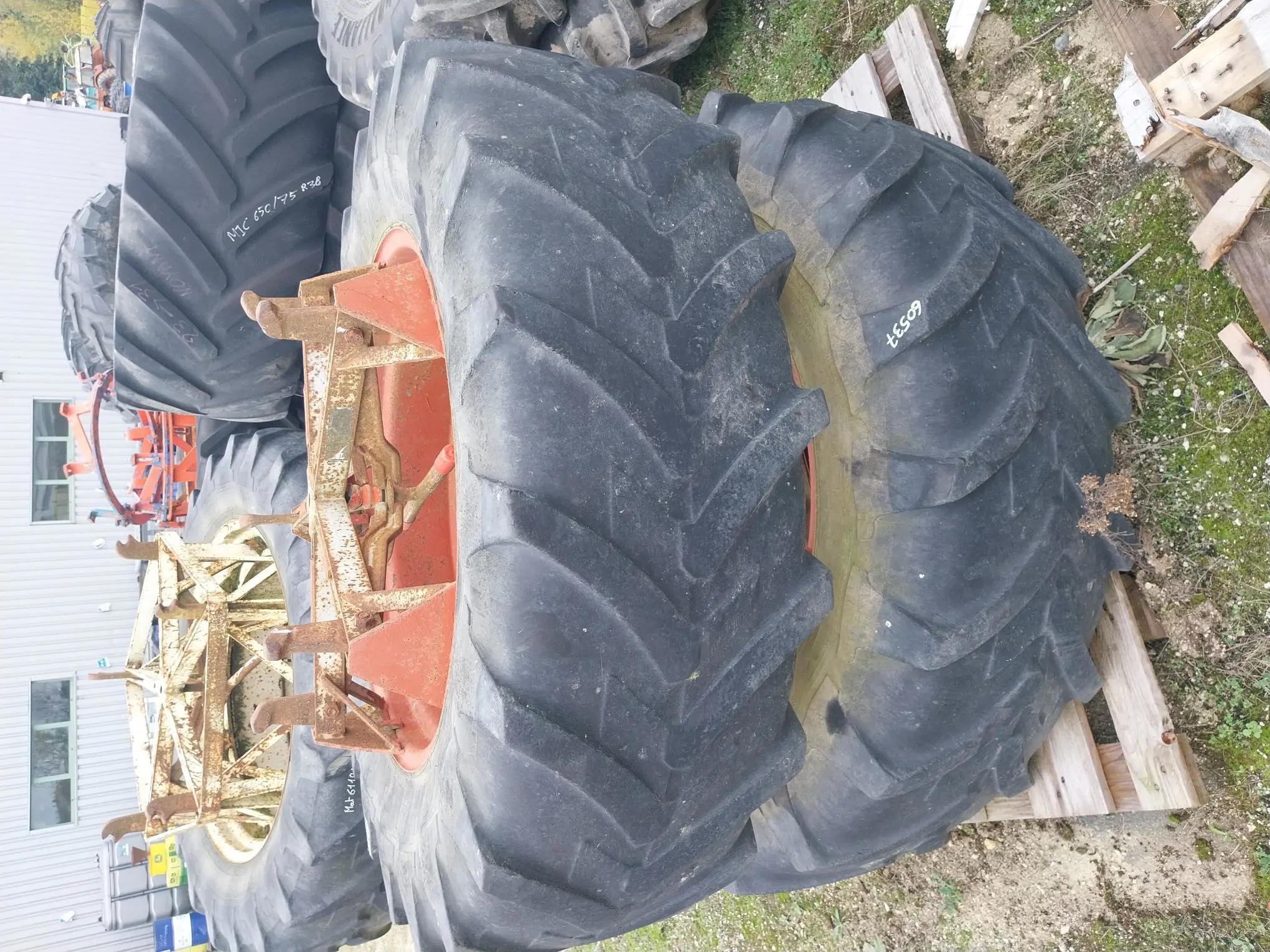 Photo MICHELIN JUMELAGE MICHELIN 420/85R34