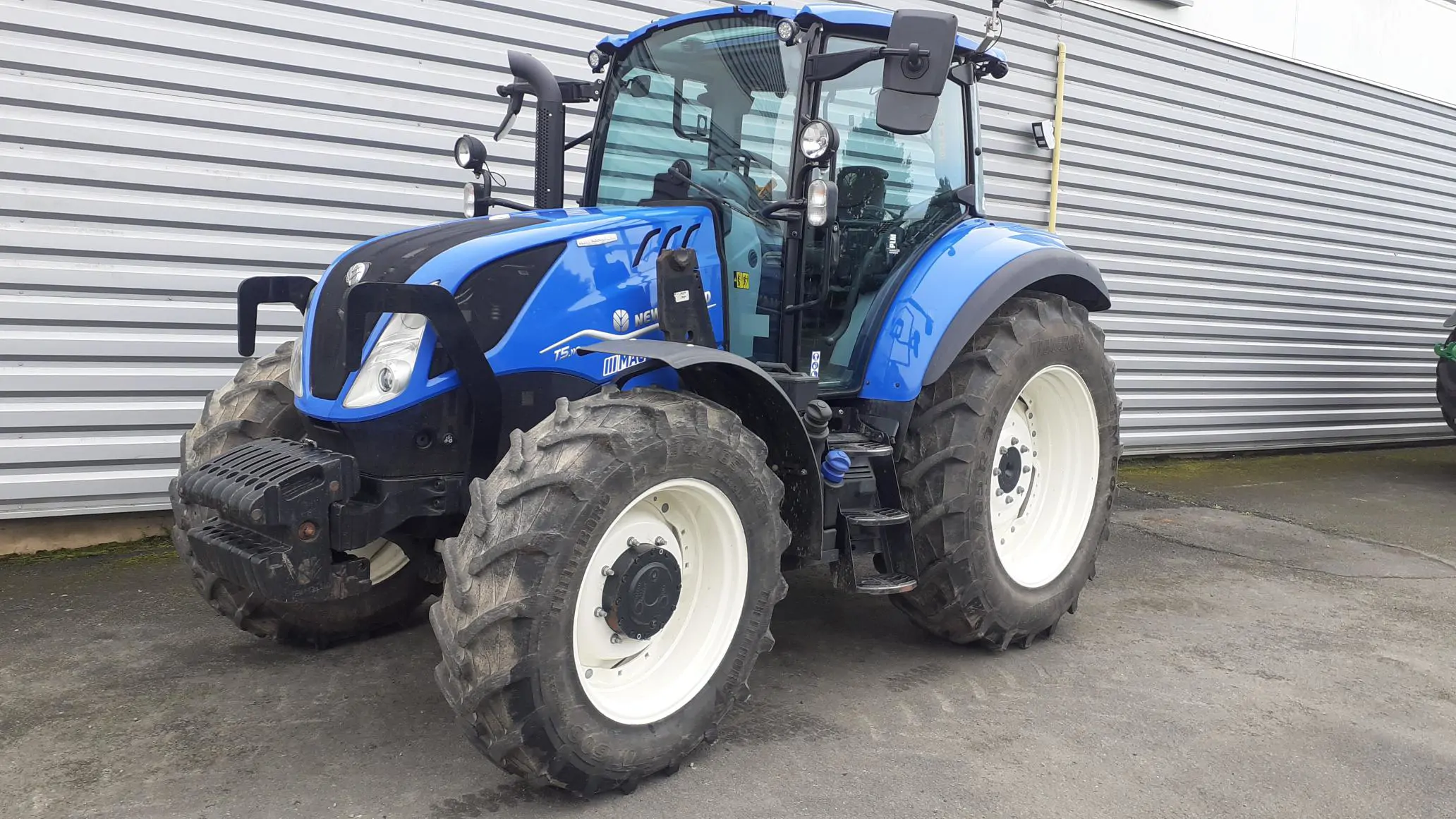 Photo NEW HOLLAND TRACTEUR T5.110 ELECTROCOMMAND