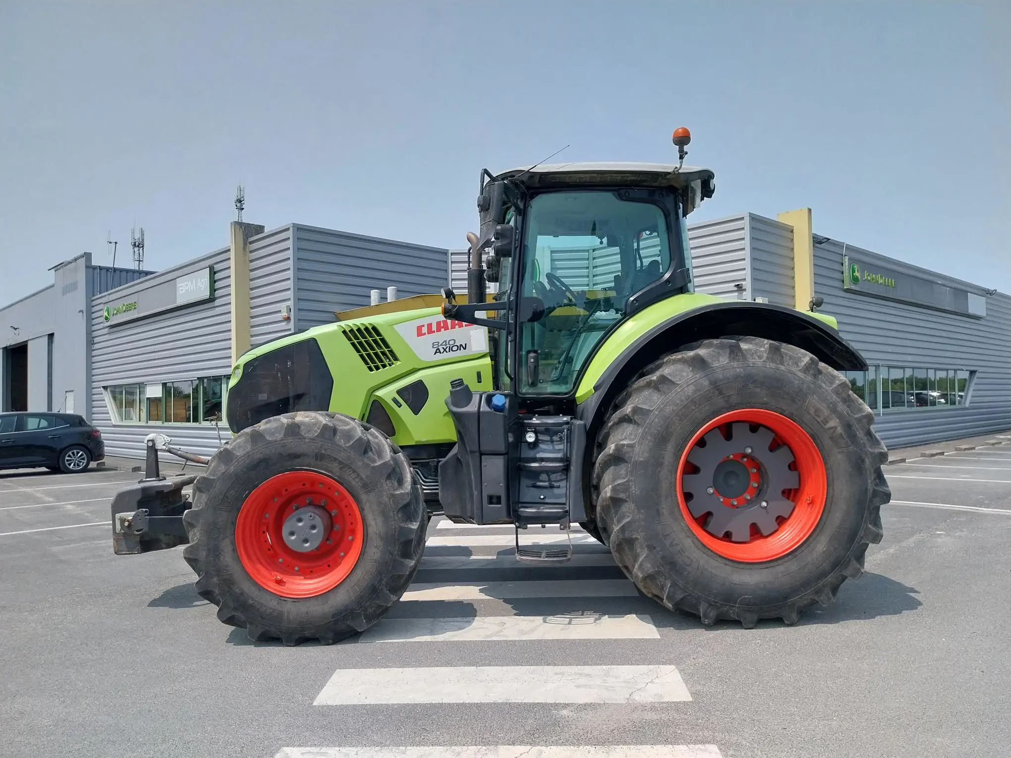 Image CLAAS TRACTEUR CLAAS AXION 840