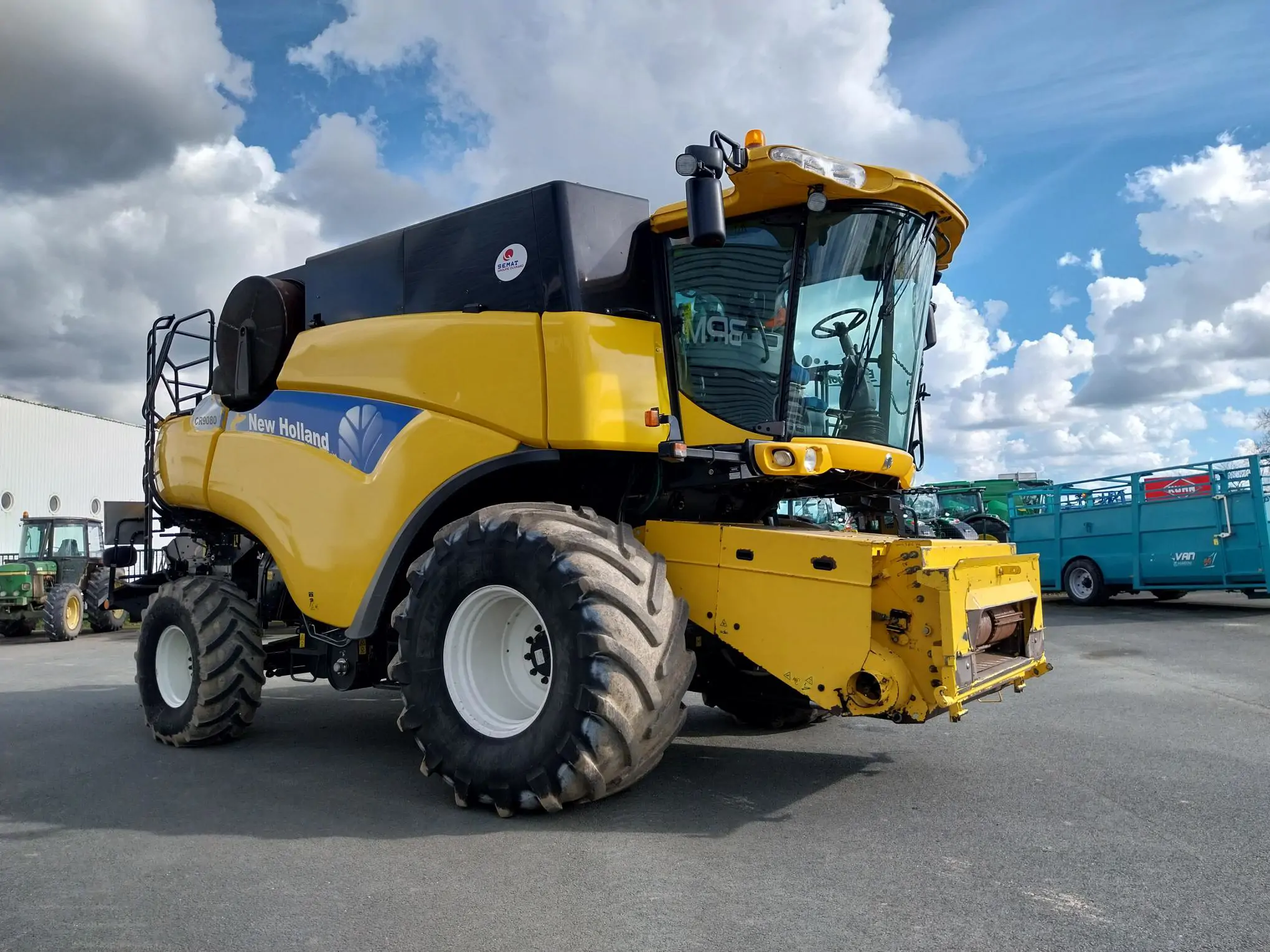 Image NEW HOLLAND CR 9080