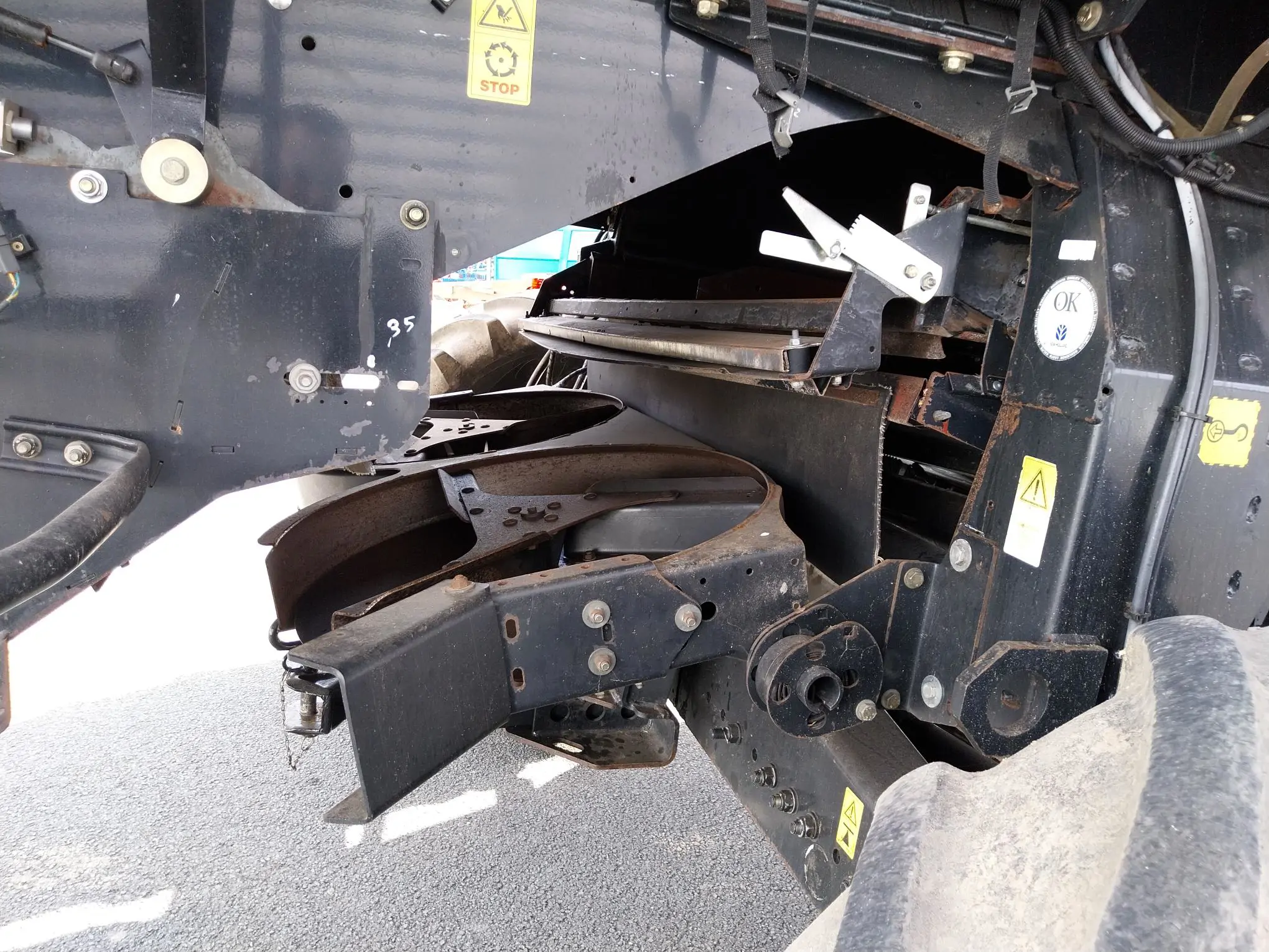 Image NEW HOLLAND CR 9080