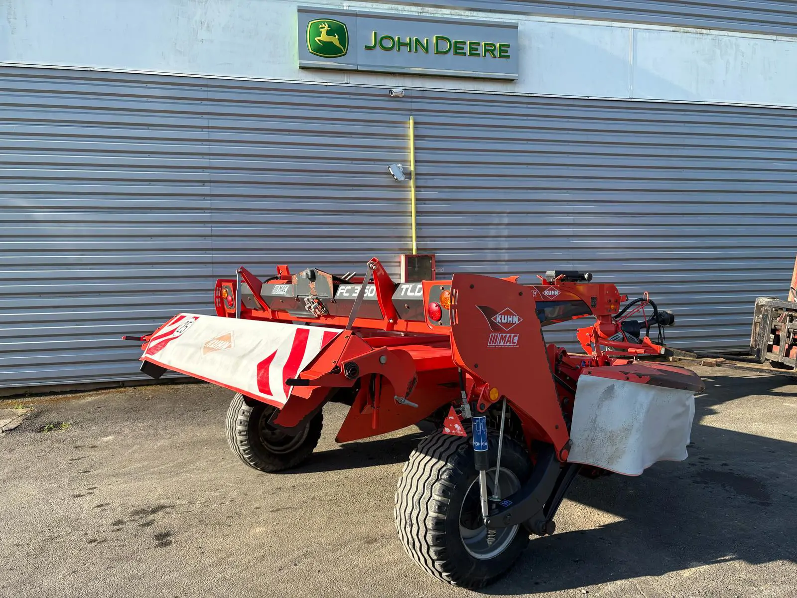 Image KUHN FAUCHEUSE KUHN FC 3160 TLD