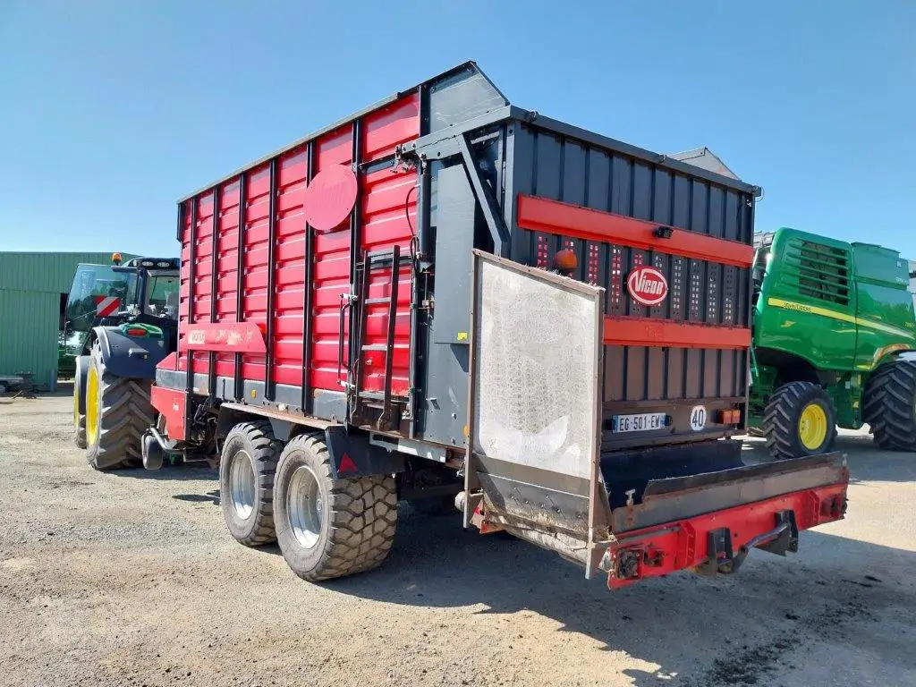 Image VICON AUTOCHARGEUSE VICON ROTEX 402